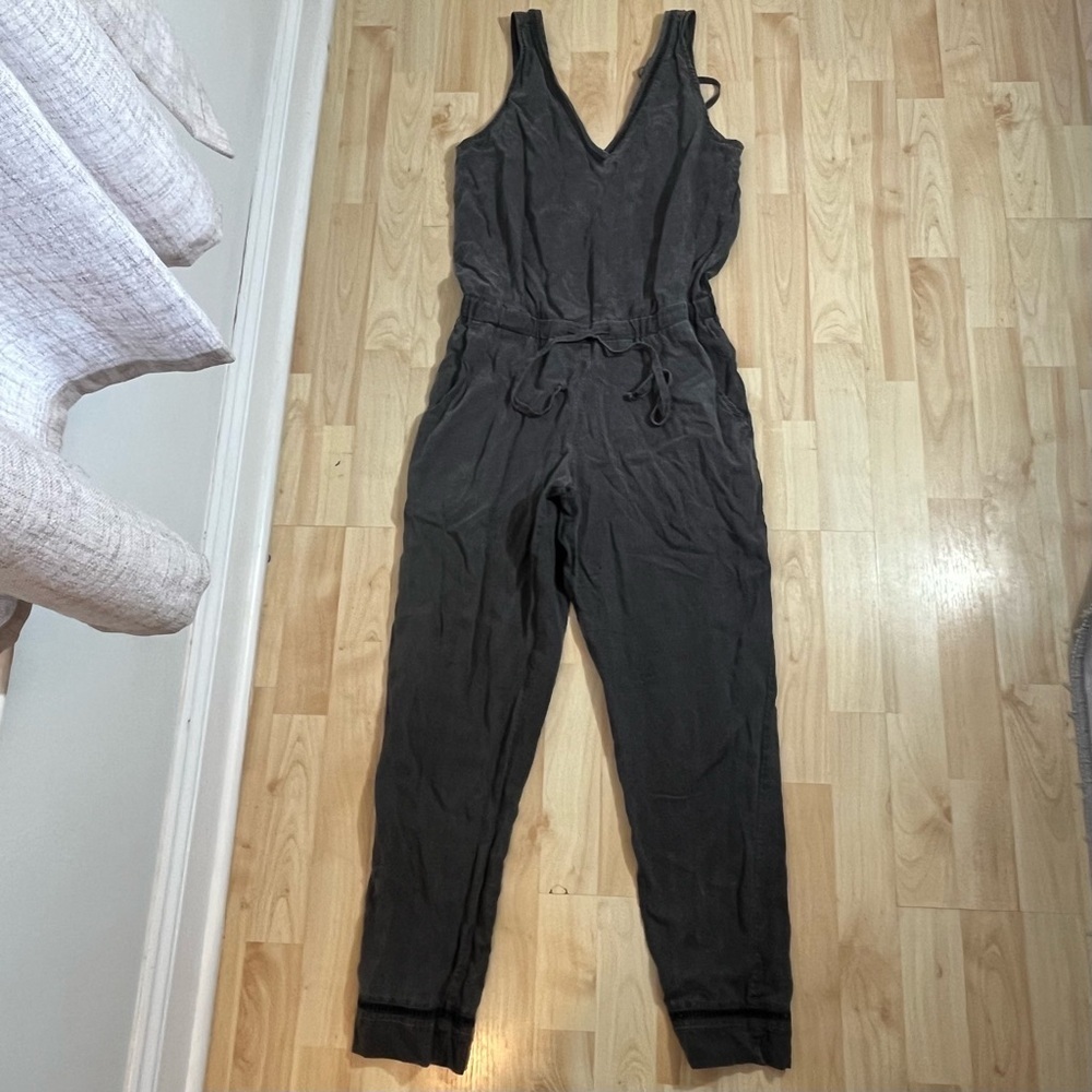Cloth & Stone Jumpsuit Women Size XSmall Gray Sleeveless Jogger Playsuit Lyocell